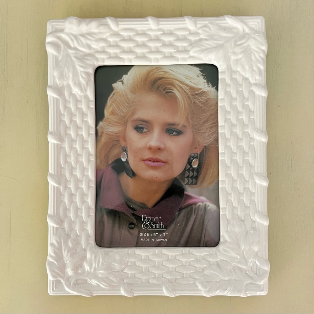 Vintage Ceramic Photo 5x7 Frame White  Wicker/Rattan design by Potter & Smith